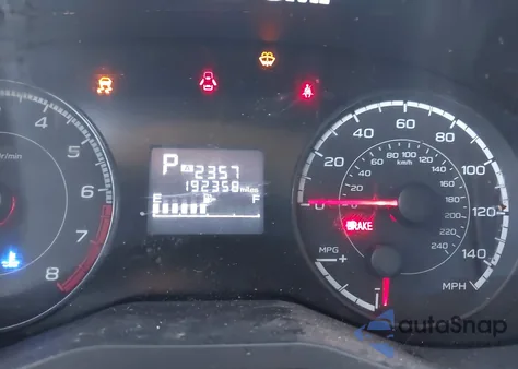 2019 Subaru Crosstrek 2.0I Premium z USA, uszkodzony, nr VIN JF2GTACC2K8257331